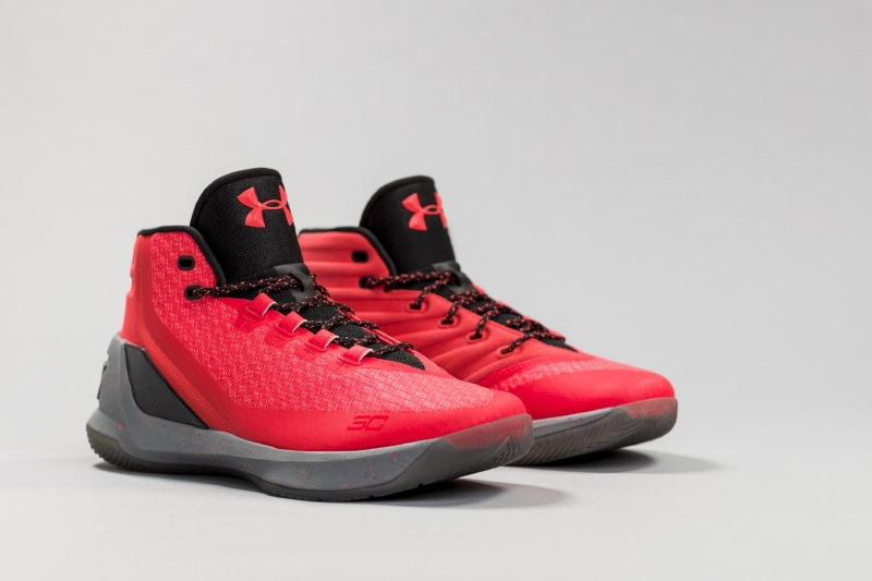 curry 3 red hot santa