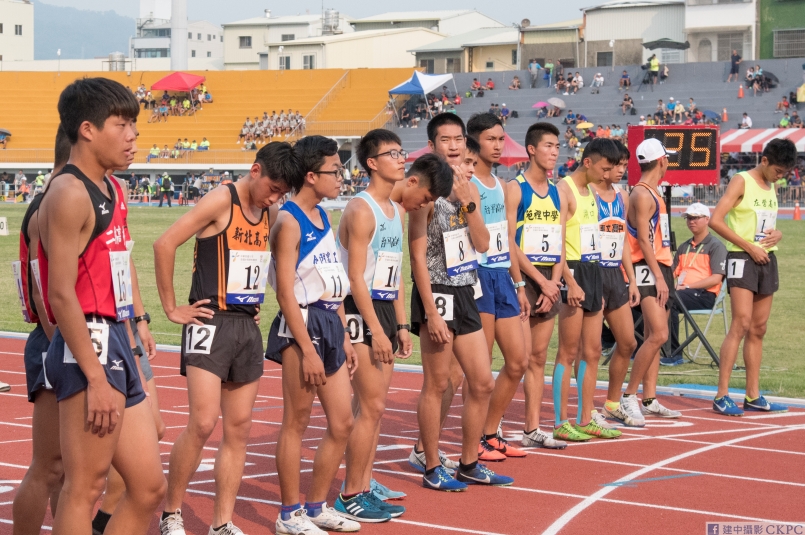 跑出历代第三杰 本次高中男子万米决赛,呼声最高的是左营高中周鸿宇