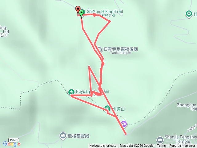 石雲森林步道上，石雲禪寺下