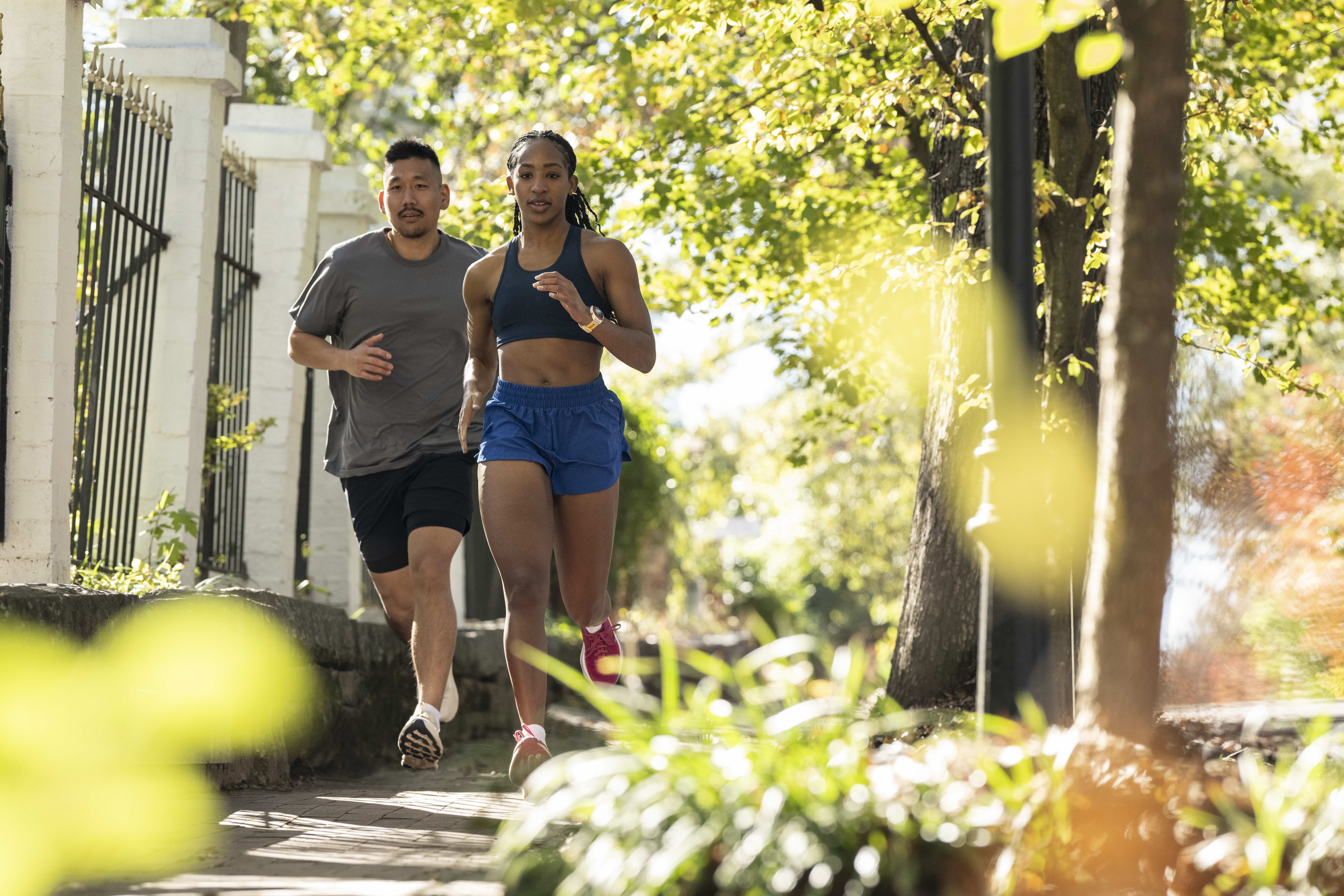 【品牌動態】Garmin Forerunner 系列再創巔峰 跑錶王者成就你的每一步