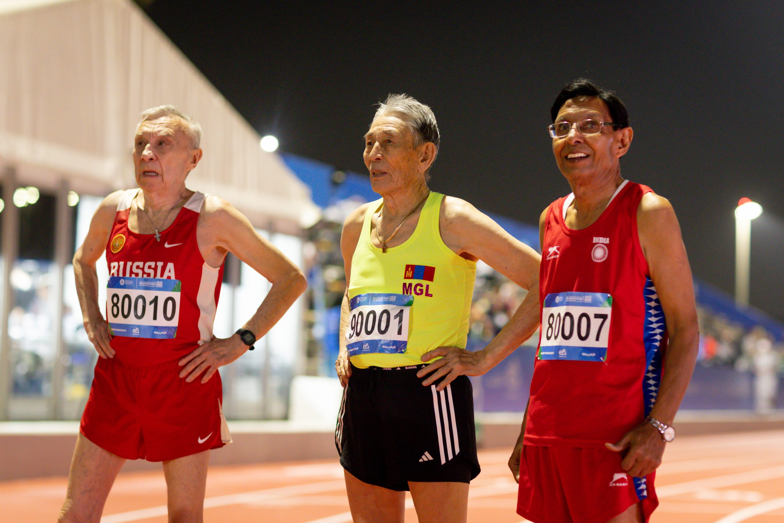 91歲蒙古跑者Radnaa Tseren阿布達比連奪三金再次刷新紀錄