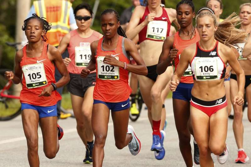 馬拉松女子組比賽。（AP）