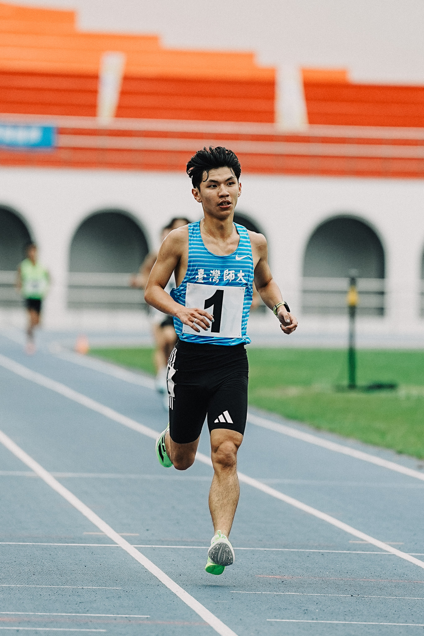 【賽事】大專錦｜徐立紘男子五千公尺 14:53.48 破大會摘金！目標鎖定 U23 全力衝擊達標 | 文章 | 運動筆記