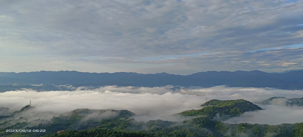 永遠看不膩的二格山藍天綠地雲海流瀑+日出火燒雲8/12&13陽明山流星雨夜空_2245477