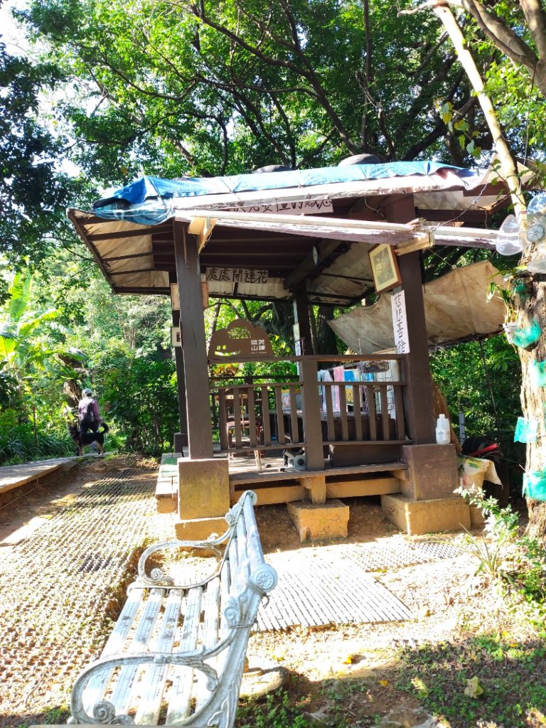 微笑山線：【天上山系】烘爐地土地公段：外南勢角山_2963564