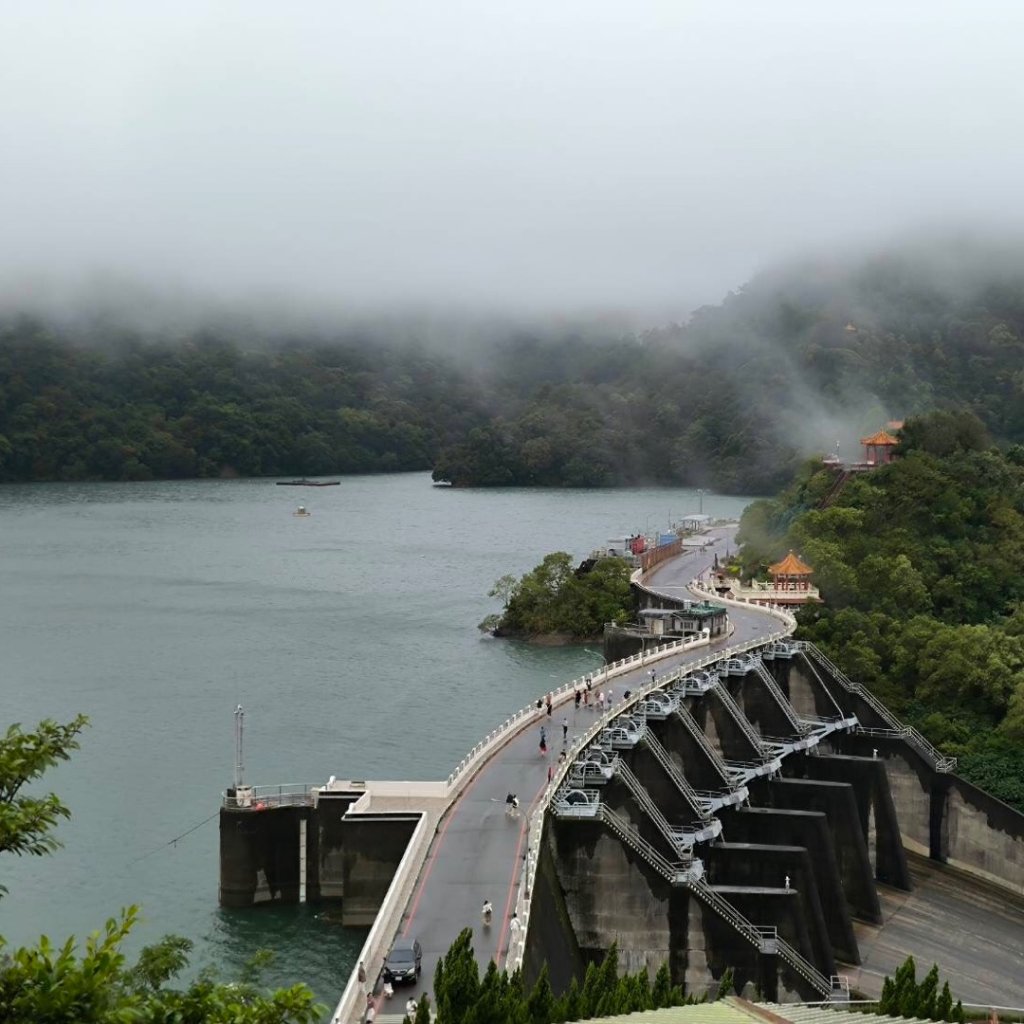 山陀兒颱風假二封面圖