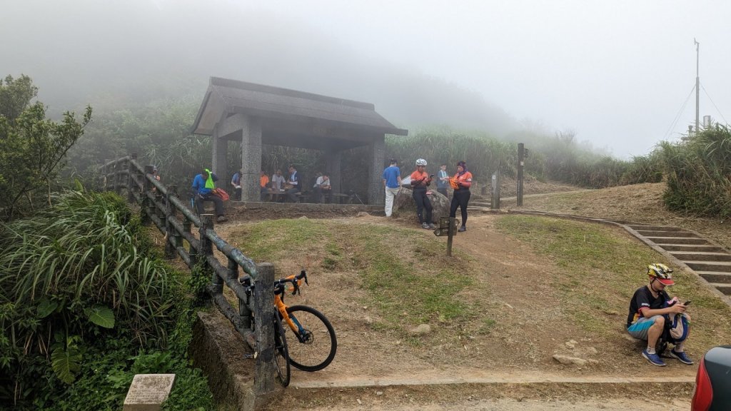 112.06.03風櫃嘴-頂山-石梯嶺-擎天崗東峰-頂山西南峰封面圖