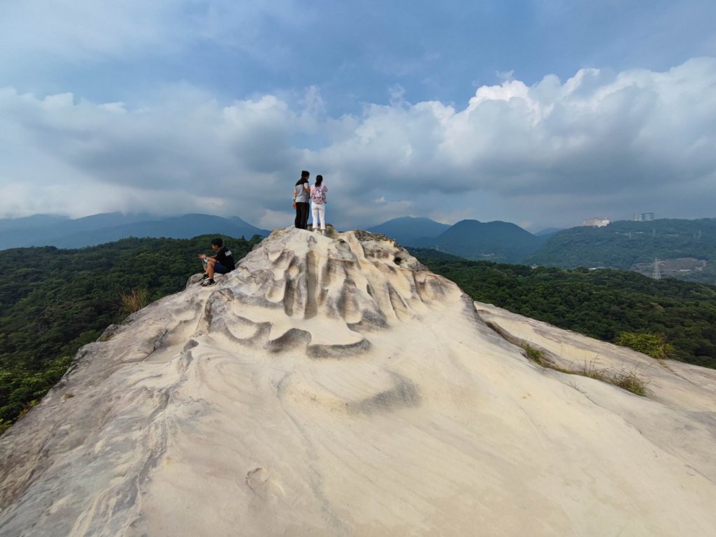 軍艦岩、丹鳳山親山步道 - (台北)臺灣百大必訪步道封面圖