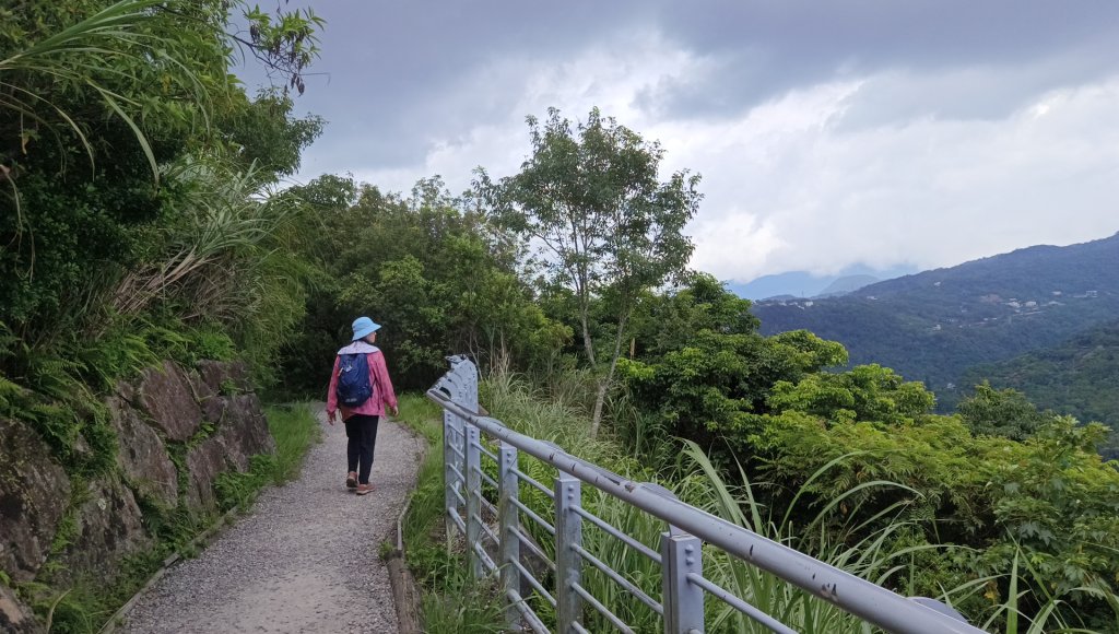 (姨婆趴趴走)第五十五集:攀登健走台北大崙頭尾山親山步道環狀一圈_2853773
