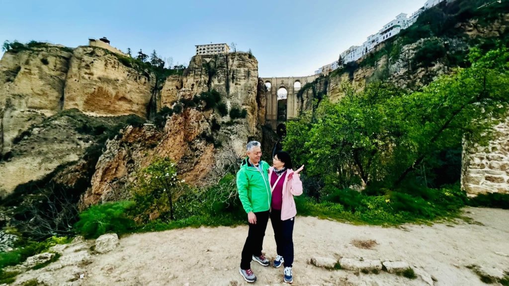 西班牙隆達懸崖峭壁的石城_2810566