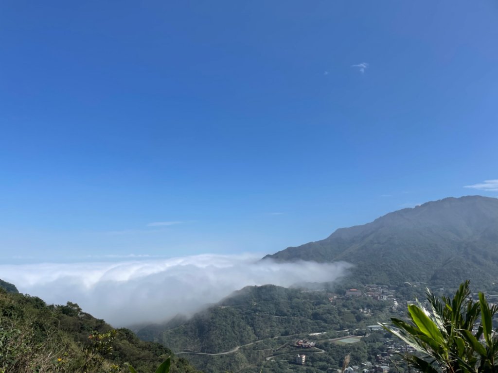 自帶雲霧的基隆山_2034296