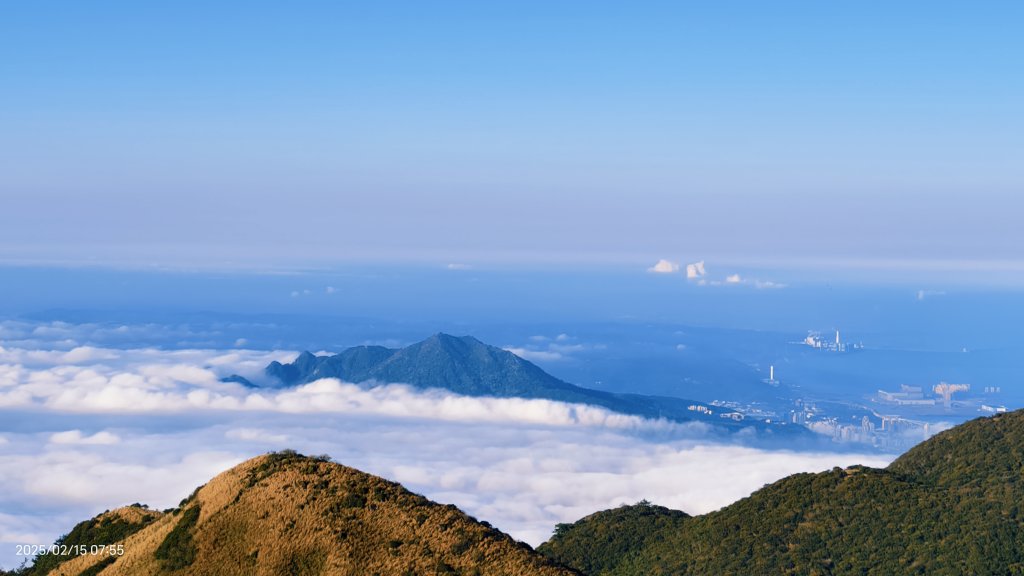 #大屯山 #琉璃光雲海 #月光雲海 #曙光雲海 #日出雲海 #天空之城 #住六公園 2/15_2712341