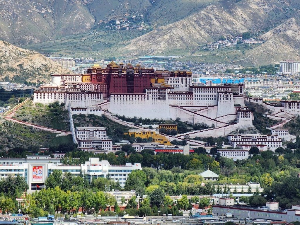 拉薩/布達拉宮-札達/古格王朝遺址皮央東嘎遺址-古寺廟封面圖