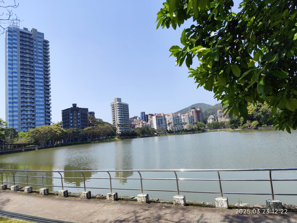 【臺北大縱走 5】碧山巖→忠勇山越嶺步道→金龍產業道路→圓明寺步道→鄭成功廟步道→文間山→劍潭山步道_2744796