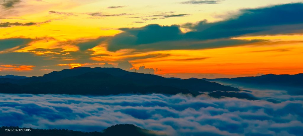 石碇趴趴走追雲趣 #石碇後山 #琉璃光 #月光雲海 #日出雲海 7/12&15_2834319