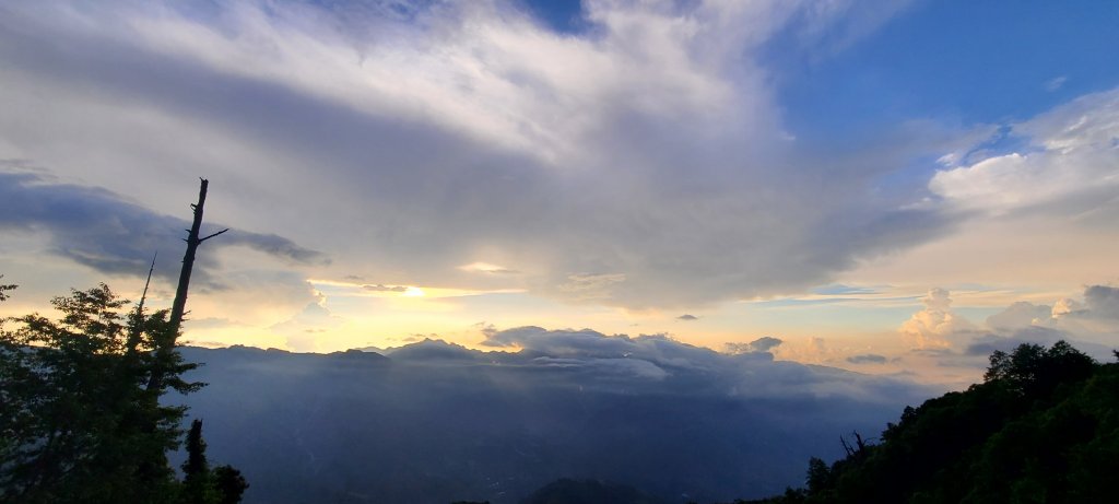 109.08.08東埔山日出雲海_1064702