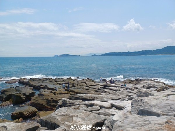 【新北金山】三面臨海視野佳。 獅頭山公園步道x神秘海灘x燭臺雙嶼_2818748