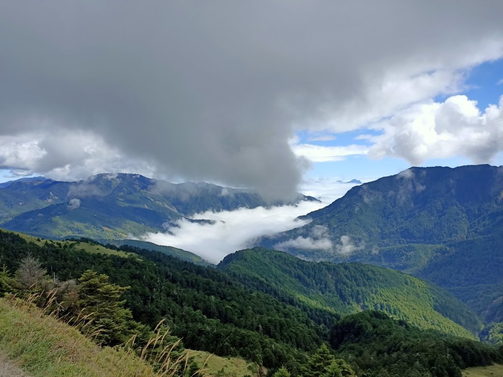 合歡尖山封面圖