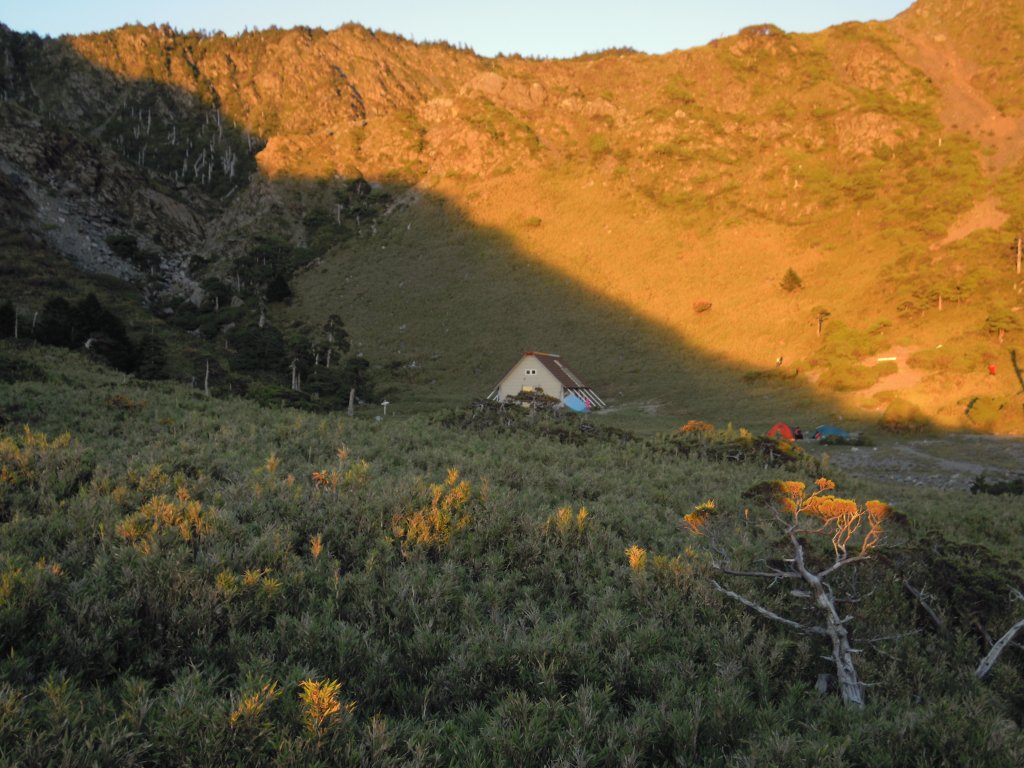 南湖群峰_南湖大山_南湖東峰__南湖北山_審馬陣山_多加屯山20140827_1960138