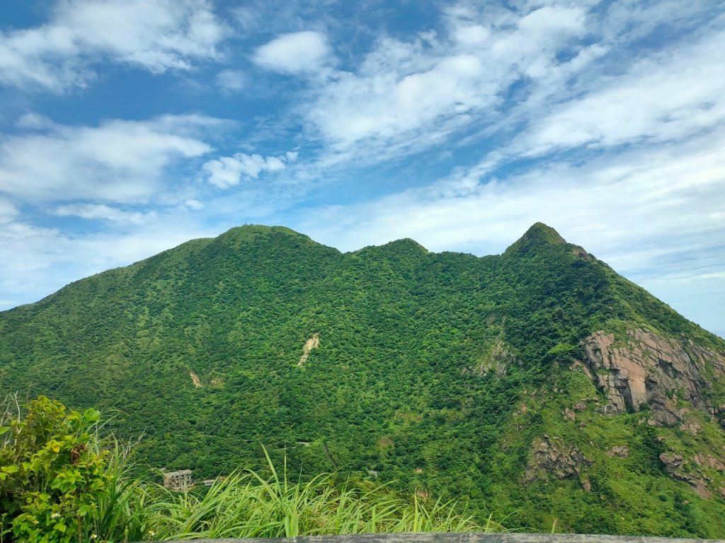 2023/6/28［台灣百大必訪步道］［無耳茶壺山］+報時山封面圖