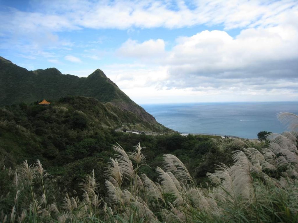 （瑞芳）三層橋一線天 樹梅坪古道  小金瓜露頭 不厭亭 茶壺山〔七堵 〕大牛稠登山步道 富民親水公園_2127024