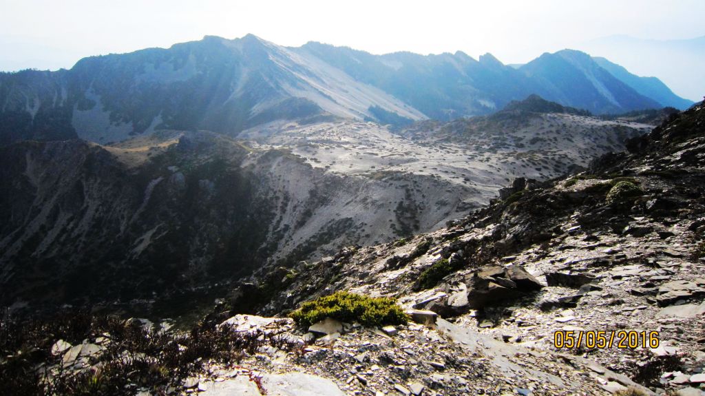 南湖 - 鑲嵌在高山幽谷間的璀璨鑽石 ! _165697