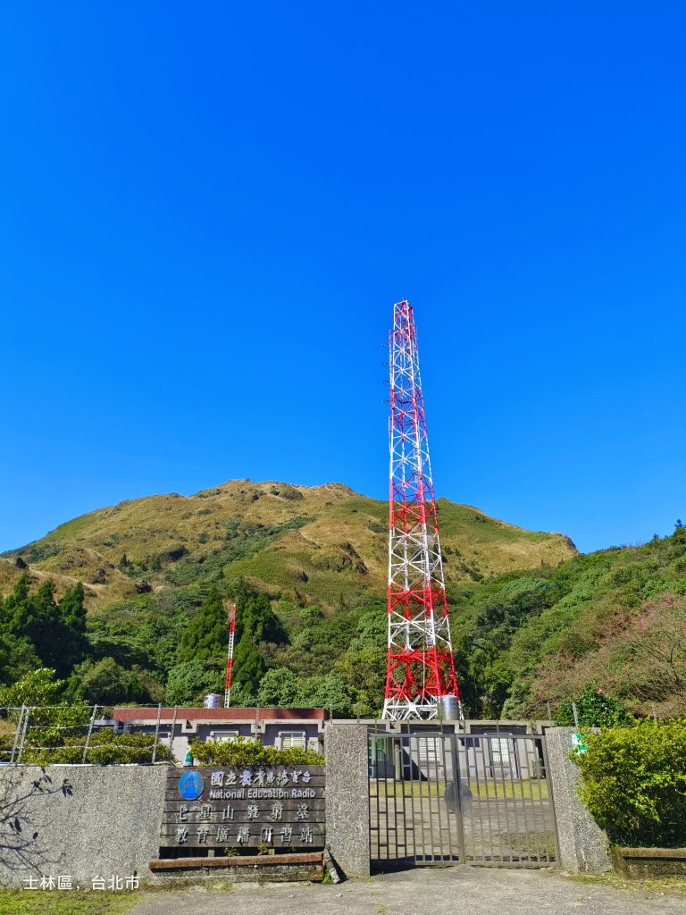 七星東主峰夢幻湖封面圖