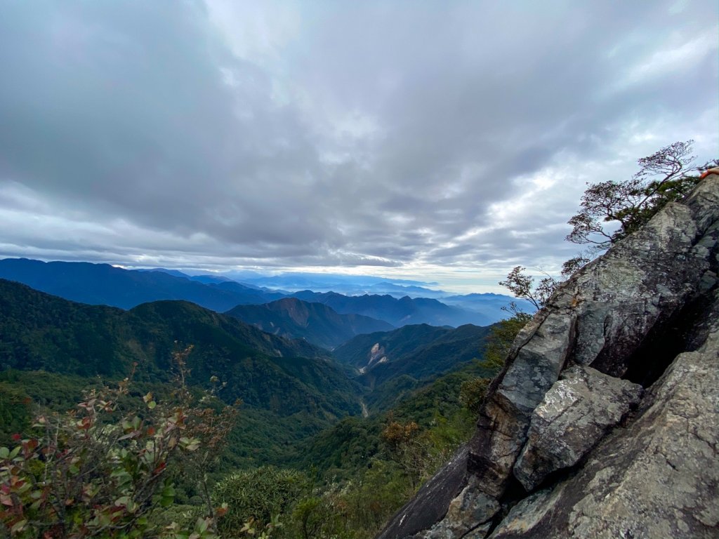 五訪台中鳶嘴山：拉繩挑戰陡峭岩壁_785430