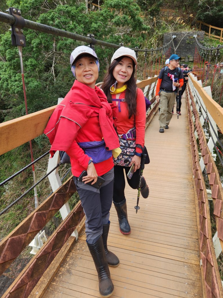 112/2/11芝生毛台山、屯野生炮台_2148002
