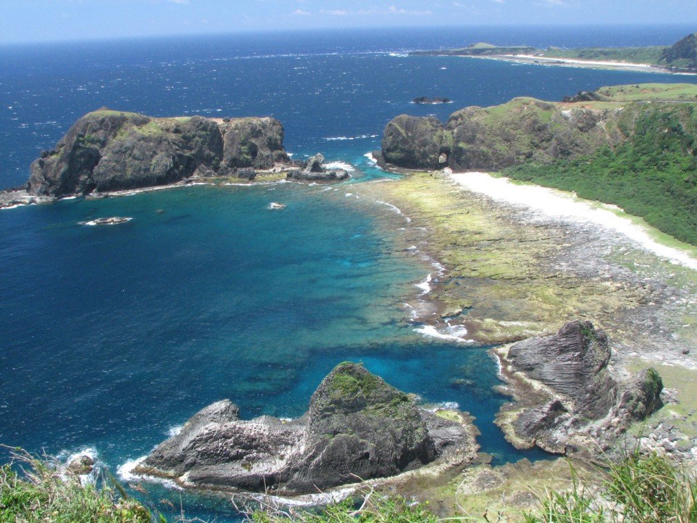 綠島哈巴狗‧睡美人封面圖