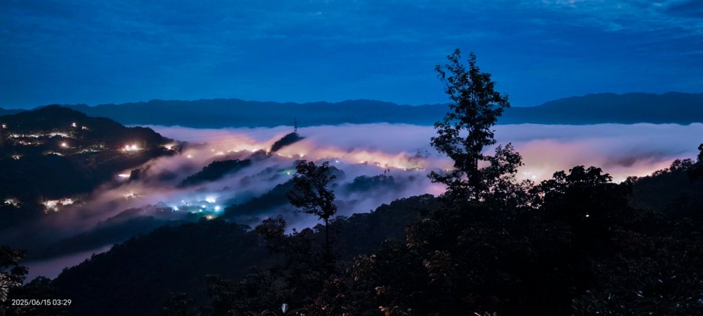 北宜郊山之濫觴 #琉璃光雲海 #琉璃光雲瀑 #日出雲海 #觀音圈雲海 #海景第一排 6/15_2812336