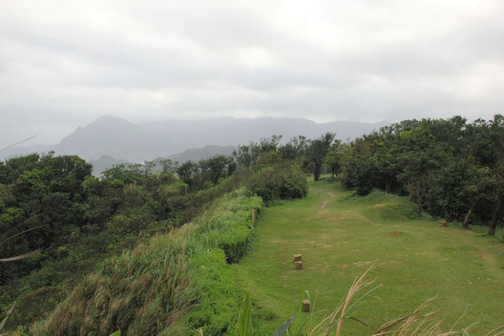 槓子寮山及砲台左進右出_349353