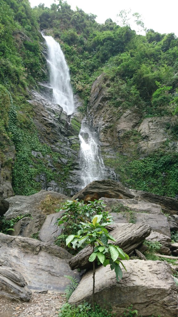 涼山瀑布封面圖