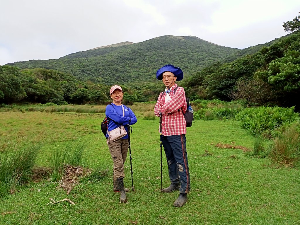 擎天崗→磺嘴山生態保護區→磺嘴山 H912m→翠翠谷→榮潤古道→內雙溪古道→擎天崗環形步道_1489274