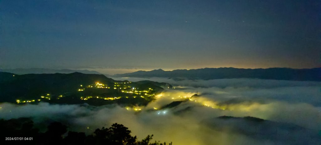 石碇趴趴走追雲趣 - 夜景 #琉璃光雲海流瀑 & 曙光火燒雲 & 藍天 #雲海流瀑 7/1&10_2539115