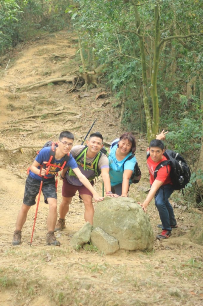 旗靈縱走封面圖