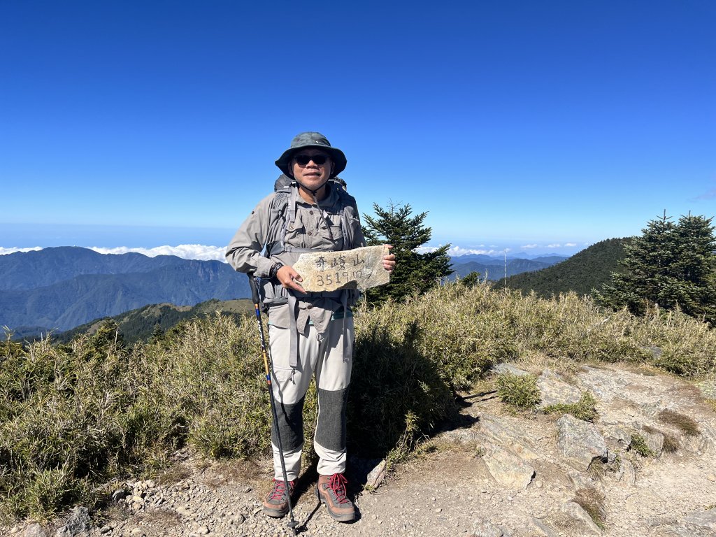 雪山西稜 2023_1105(D4B) 奇峻山封面圖