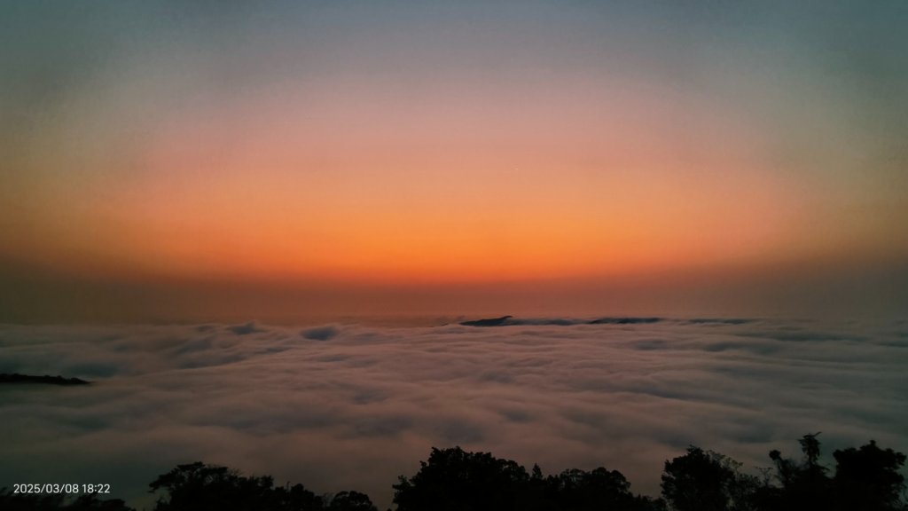 #馬那邦山 #夕陽 #雲海 #雲浪 3/8_2730410