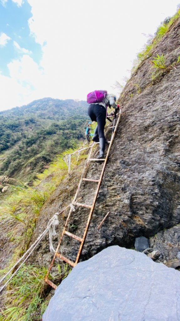 小鬼湖林道上亞泥迪山_1276852
