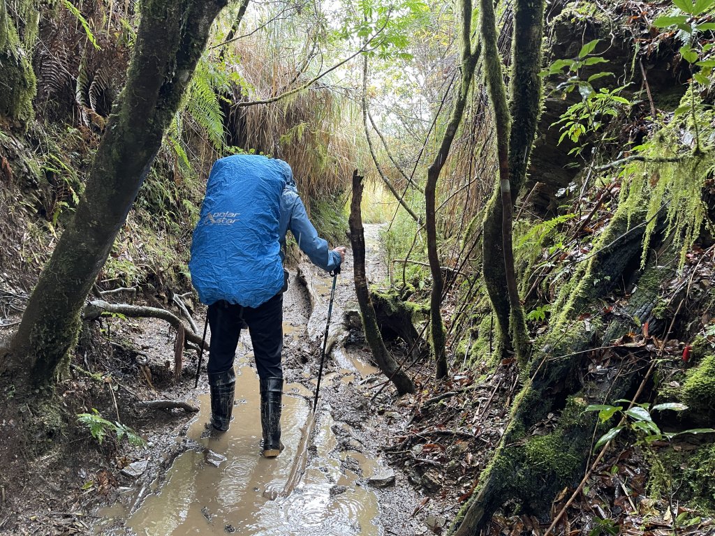 【宜蘭】加羅湖｜兩天一夜的野營生活，又是雨鞋出場的時候啦！_1663393