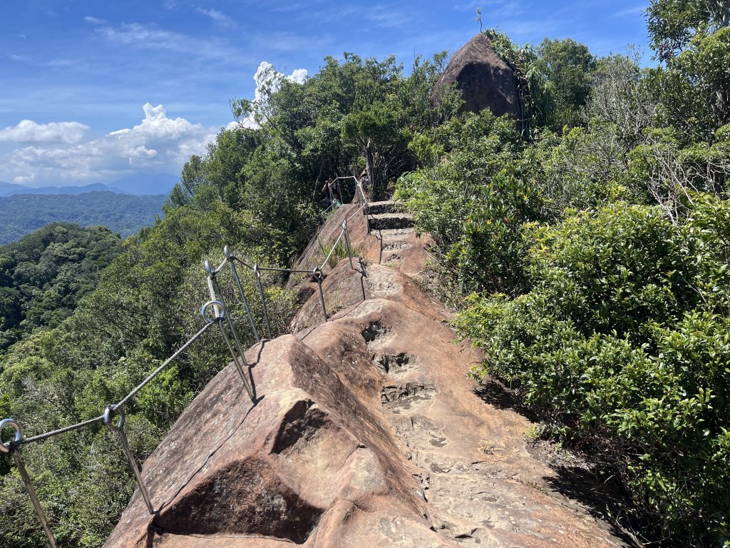 [微笑山線_第九段] 2025_0914 二格山系_皇帝殿西峰_2889644