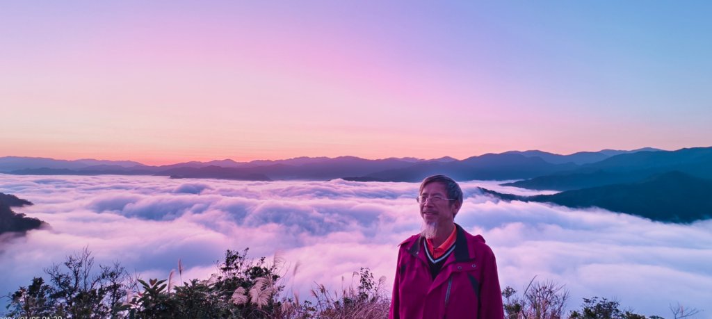 #新店四十份 #翡翠水庫壩頂 #覺真宮 #雲海 #日出 #雲瀑 #霧虹 1/5_2977332