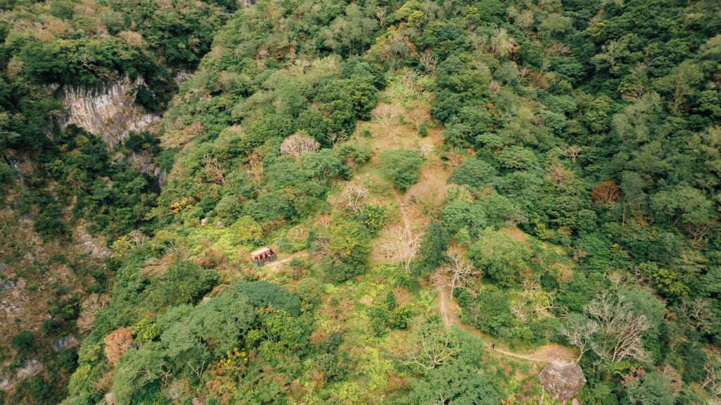 錐麓古道 Zhuilu Old Road ・走在徒手刻鑿的大理石山壁中【Silent Hiking】_2434722