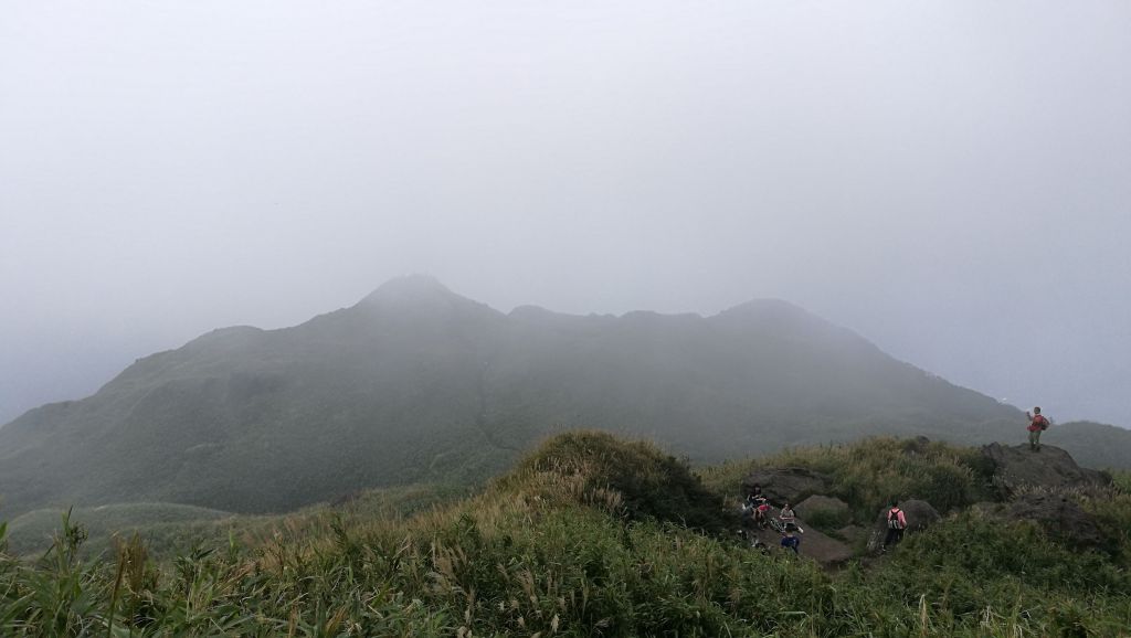 七星山主峰、東峰之行_408969