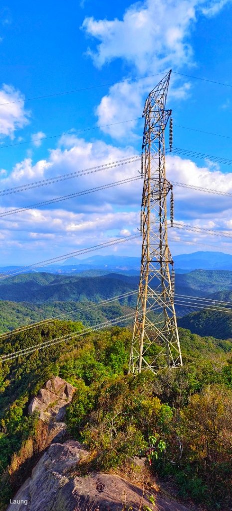 111.12.24 五指山古道-友蚋山-新山-夢湖-登山口_1967636