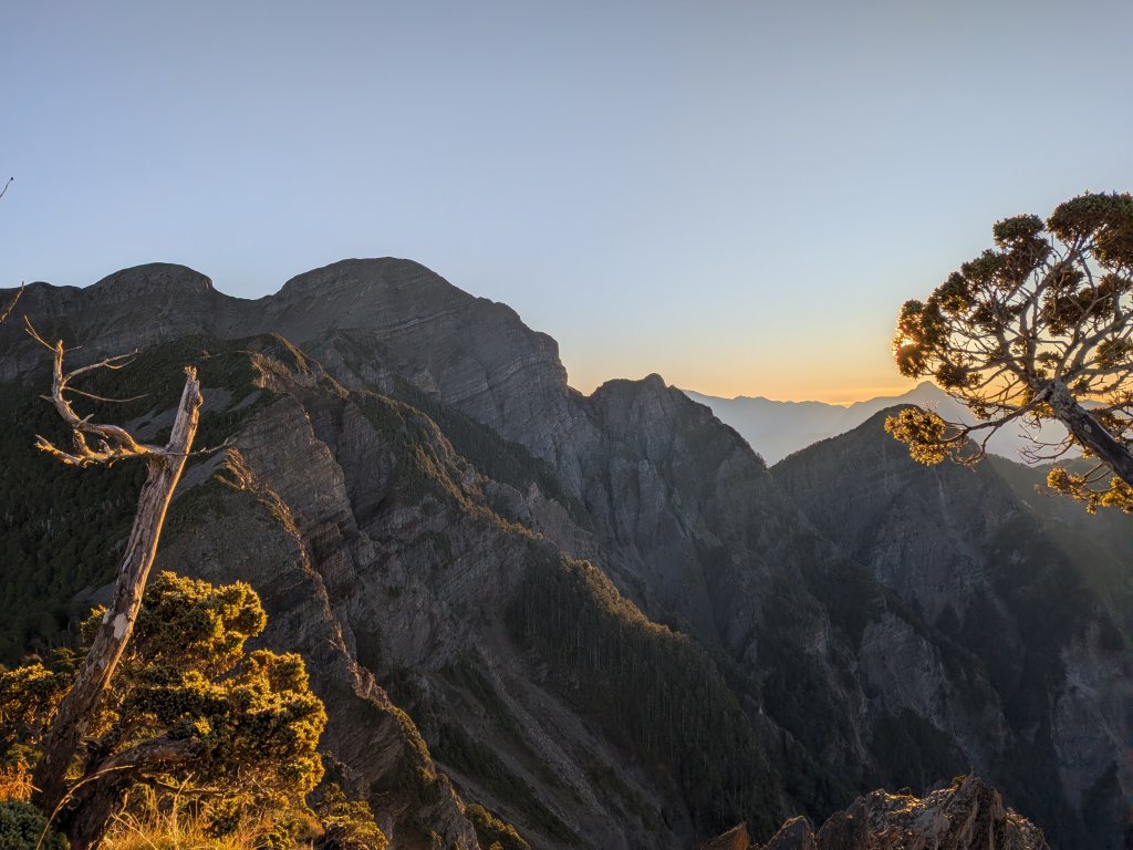 20251105 雪劍縱走封面圖