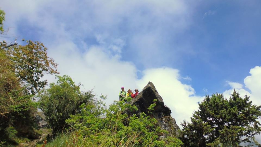 玉山前峰封面圖