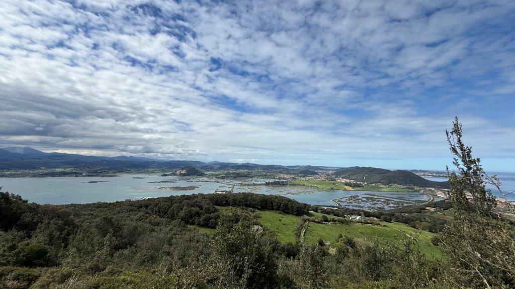 燈塔與懸崖 + 桑托尼亞的布西耶羅峰 🇪🇸 西班牙_2771491