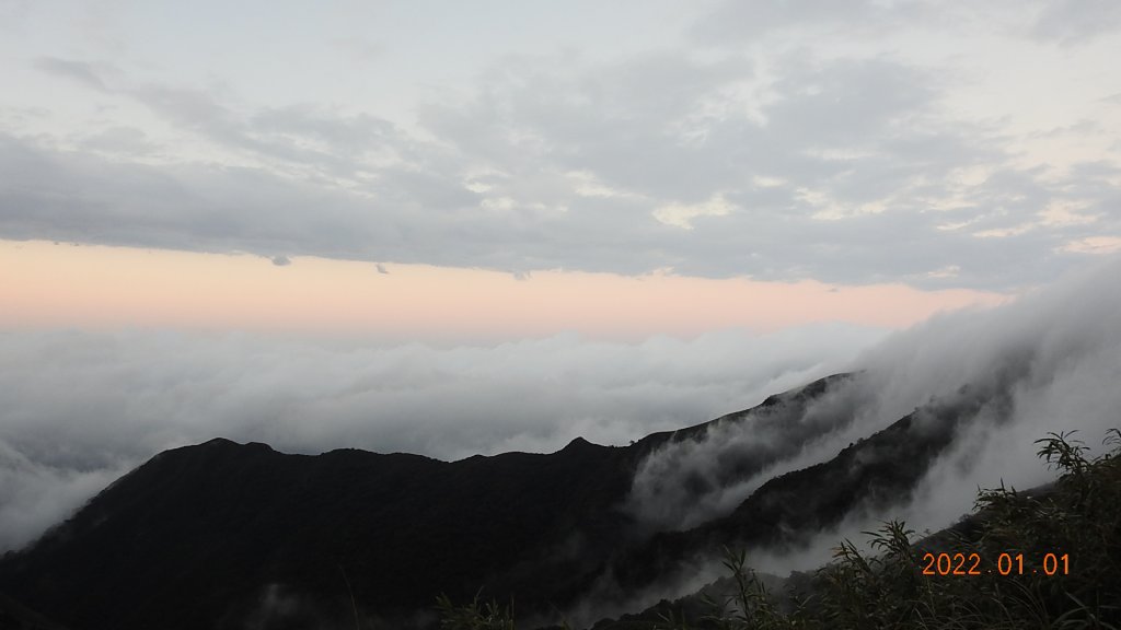 2022開年好彩頭，陽明山再見雲海&雲瀑&上帝光(日出)1/1&1/5_1567243