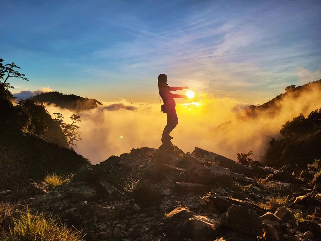 【神池上小關山】媲美喜多麗雲海夕陽_2354797